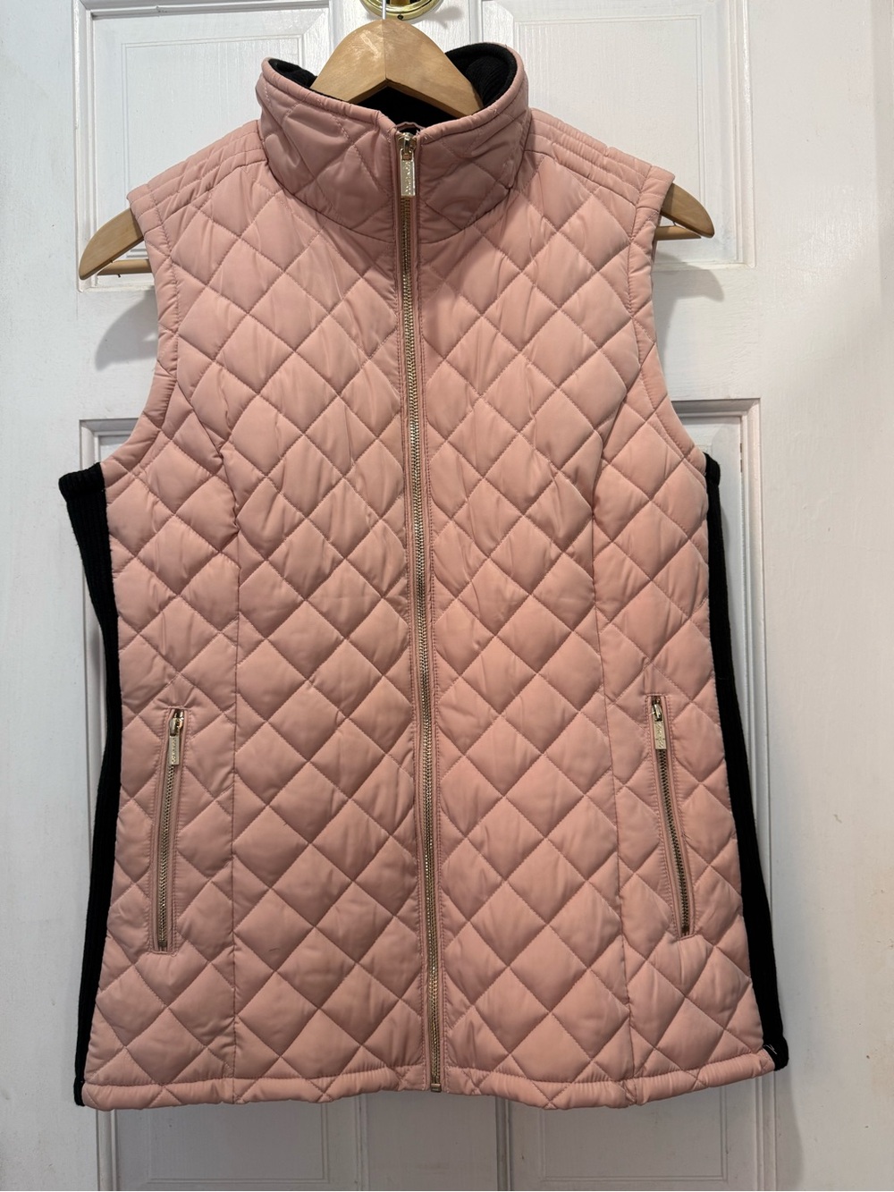 Calvin Klein Quilted Blush Pink and Black Sleeveless Zip Vest